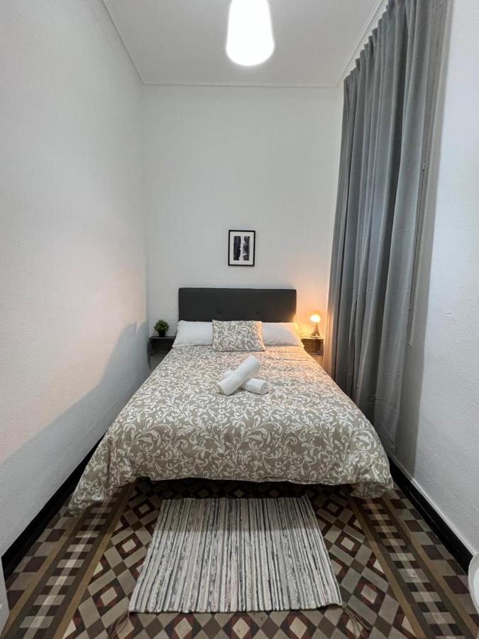 A & M Barcelona Hostal Екстериор снимка