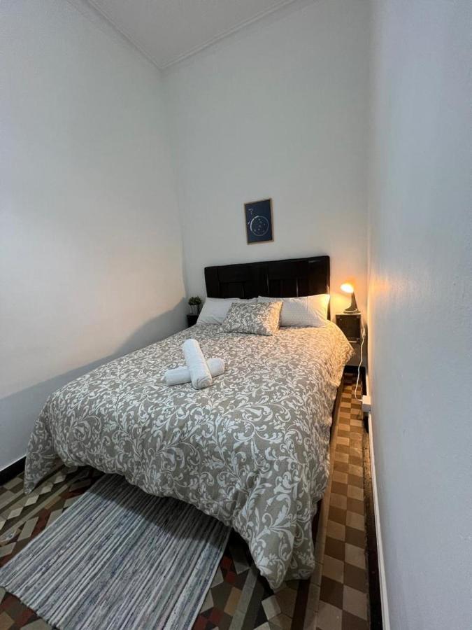 A & M Barcelona Hostal Екстериор снимка